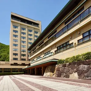 https://hanamomiji.hokkaidohotelsjapan.com